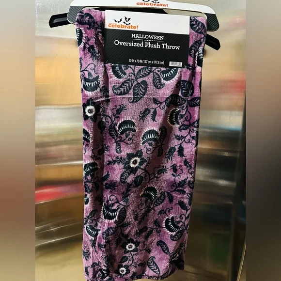 Celebrate It Halloween Oversized Plush Throw - Purple and Black 50x70 - Picture 2 of 6